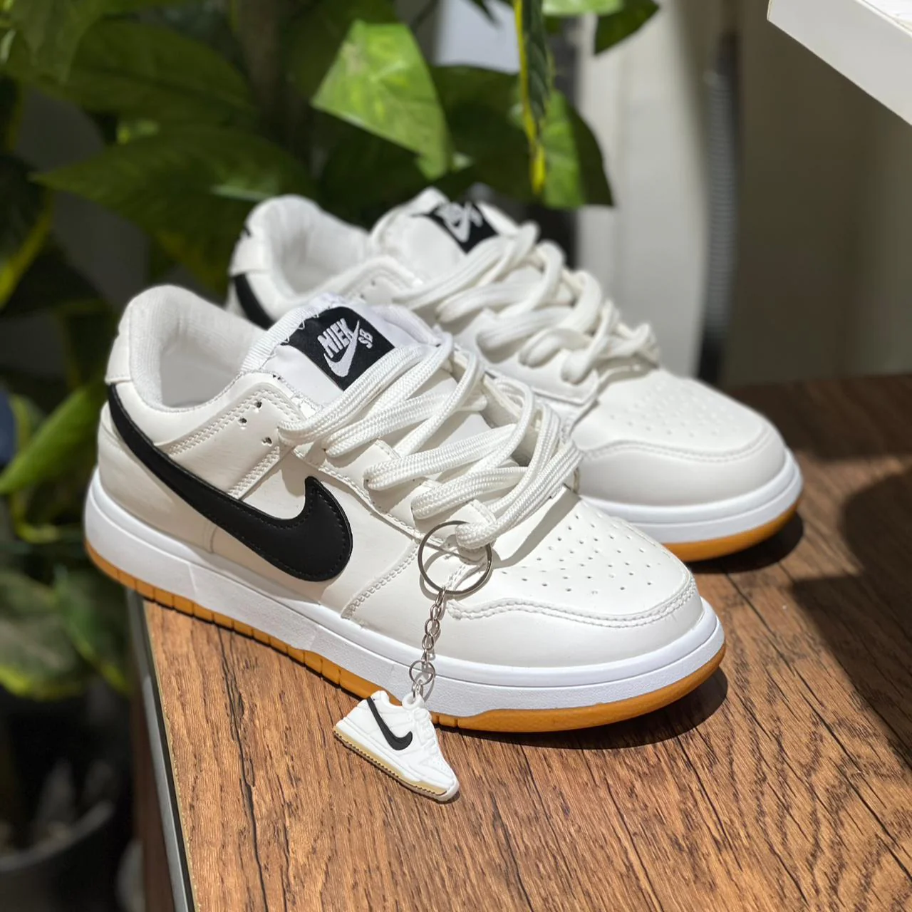 Nike SB DUNK 2 - Image 3