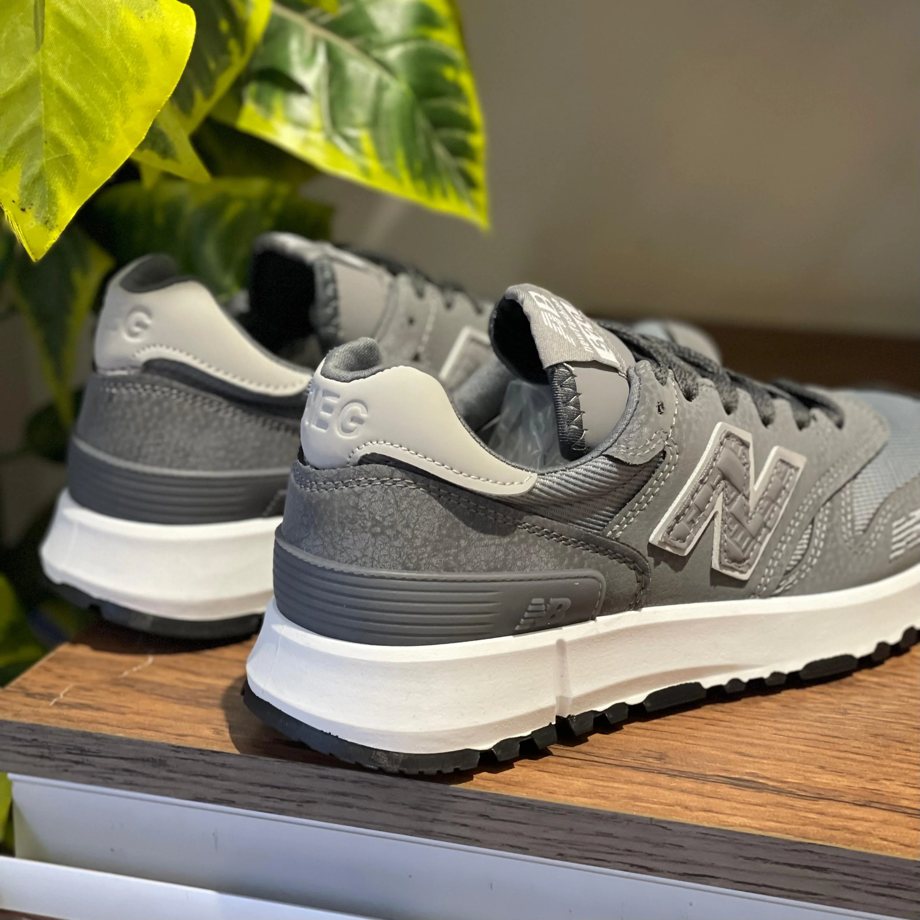 New Balance 520 Grey1 - Image 2