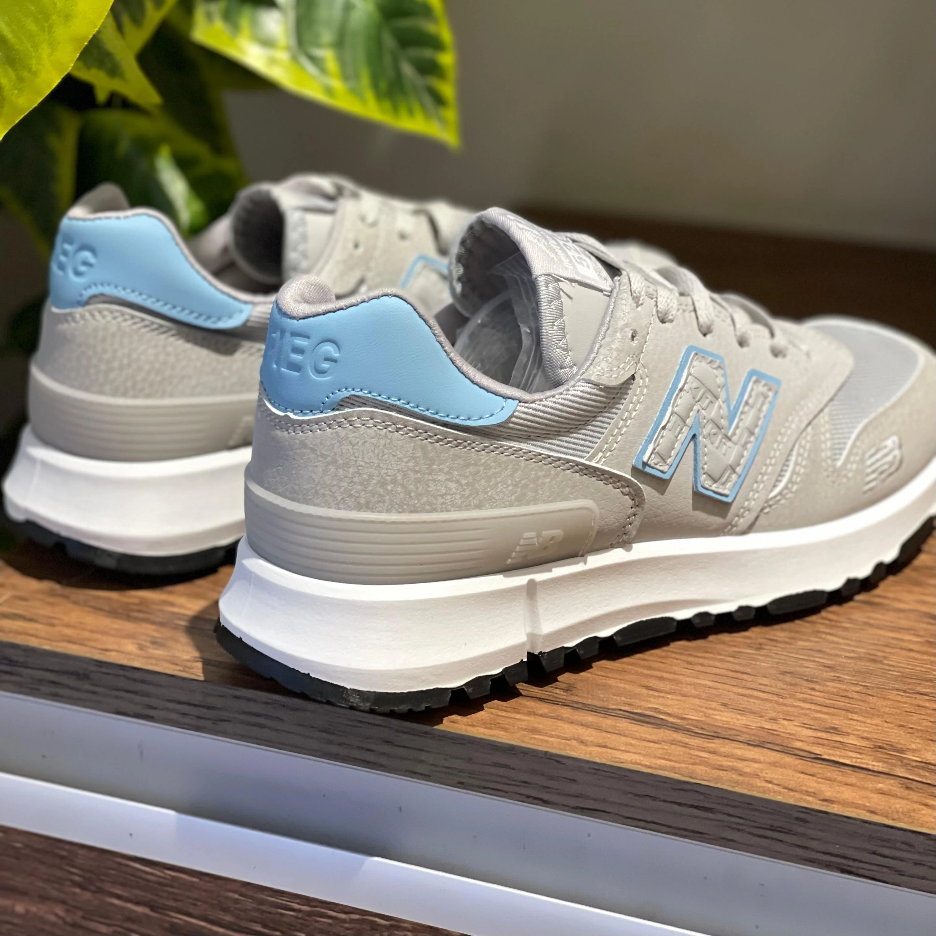 New Balance 520 Grey2 - Image 3